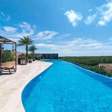 Menesse Tulum Hideaway - Elegant Bohemian Suite